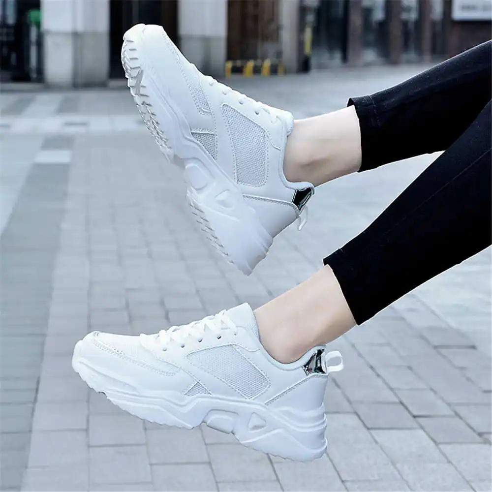Thick Heel Without Heel Medium - Home Gym And Basketball Court recension och pris